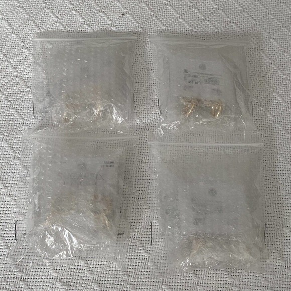 Sugarfix by BaubleBar Earrings Lot Of Four Single Hook Earrings - Picture 8 of 8